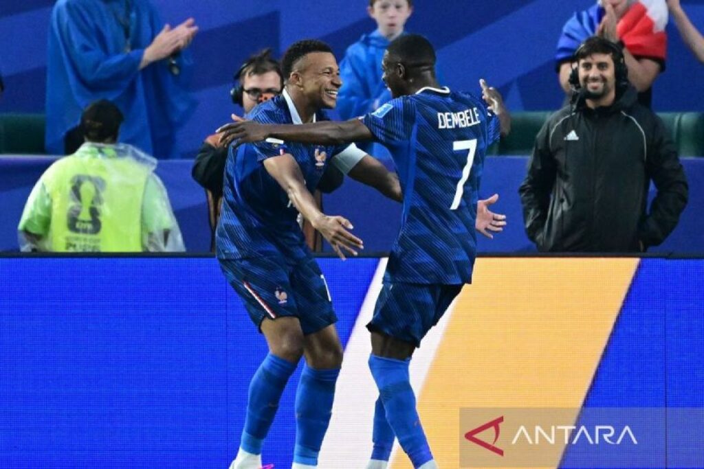 Dua gol dicetak Kylian Mbappe yang membawa Prancis mengalahkan Irak 3-0