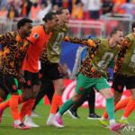Koeman mengkhawatirkan Maroko setelah Belanda menjuarai Grup F