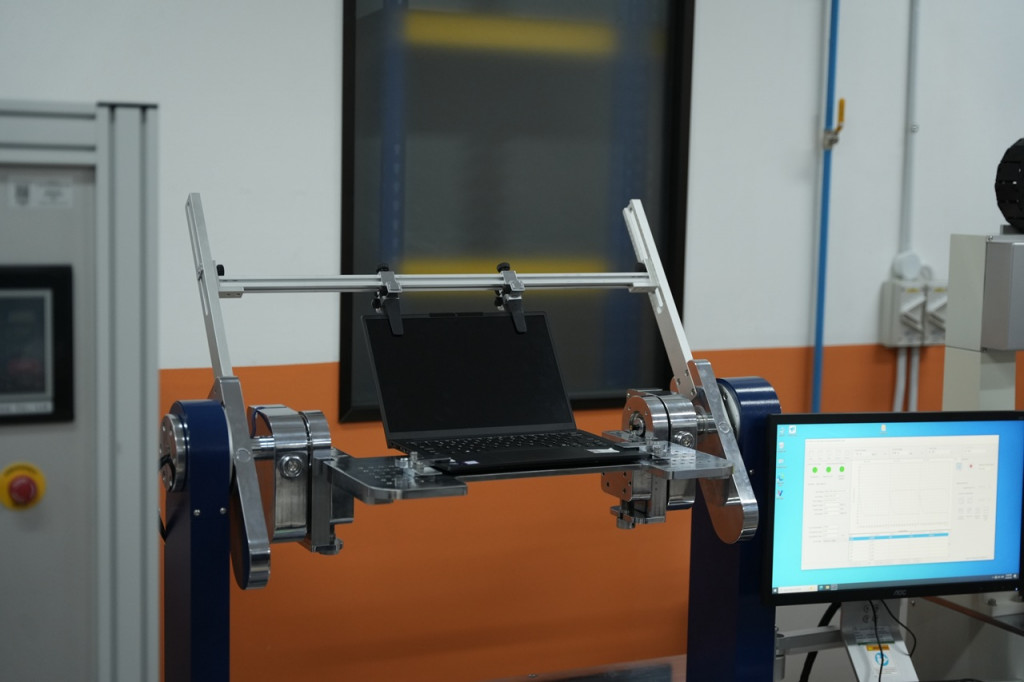 Lenovo ThinkPad baru menampilkan fleksibilitas standar militer dan AI perusahaan
