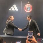 Persija akan berkolaborasi dengan perusahaan pakaian Adidas selama lima tahun ke depan