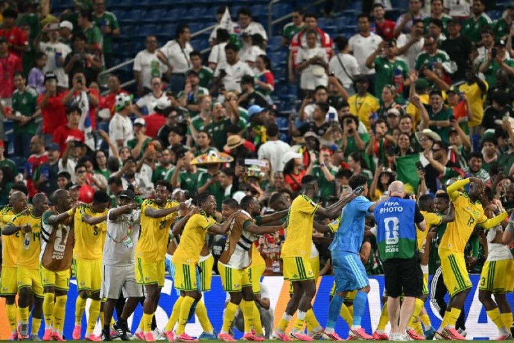Thabelo Maseko memimpin Afrika Selatan ke posisi ke-32