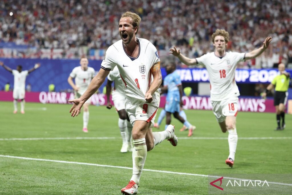 Kane mencetak dua gol dalam kemenangan 2-1 Inggris atas Republik Demokratik Kongo