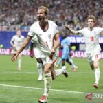 Kane mencetak dua gol dalam kemenangan 2-1 Inggris atas Republik Demokratik Kongo