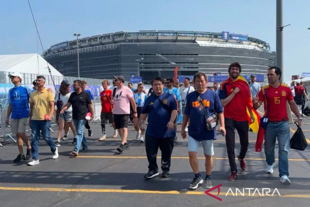 Fans dan jurnalis memadati stadion final Piala Dunia 2026