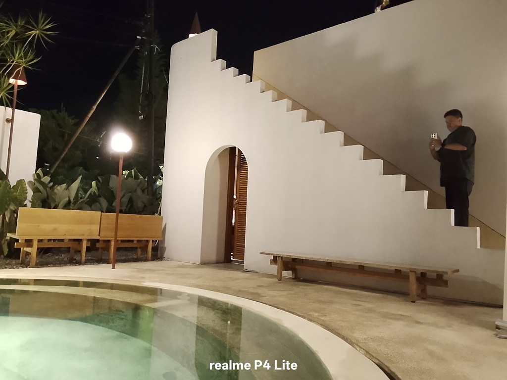 Review Realme P4 Lite, HP Baterai 7000 mAh Harga Kurang dari Rp 2 Jutaan Wajib Kamu Coba!
