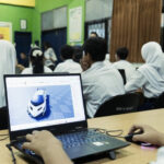 Roblox kini digunakan untuk pembelajaran di sekolah-sekolah Indonesia, dan pemrograman untuk literasi digital