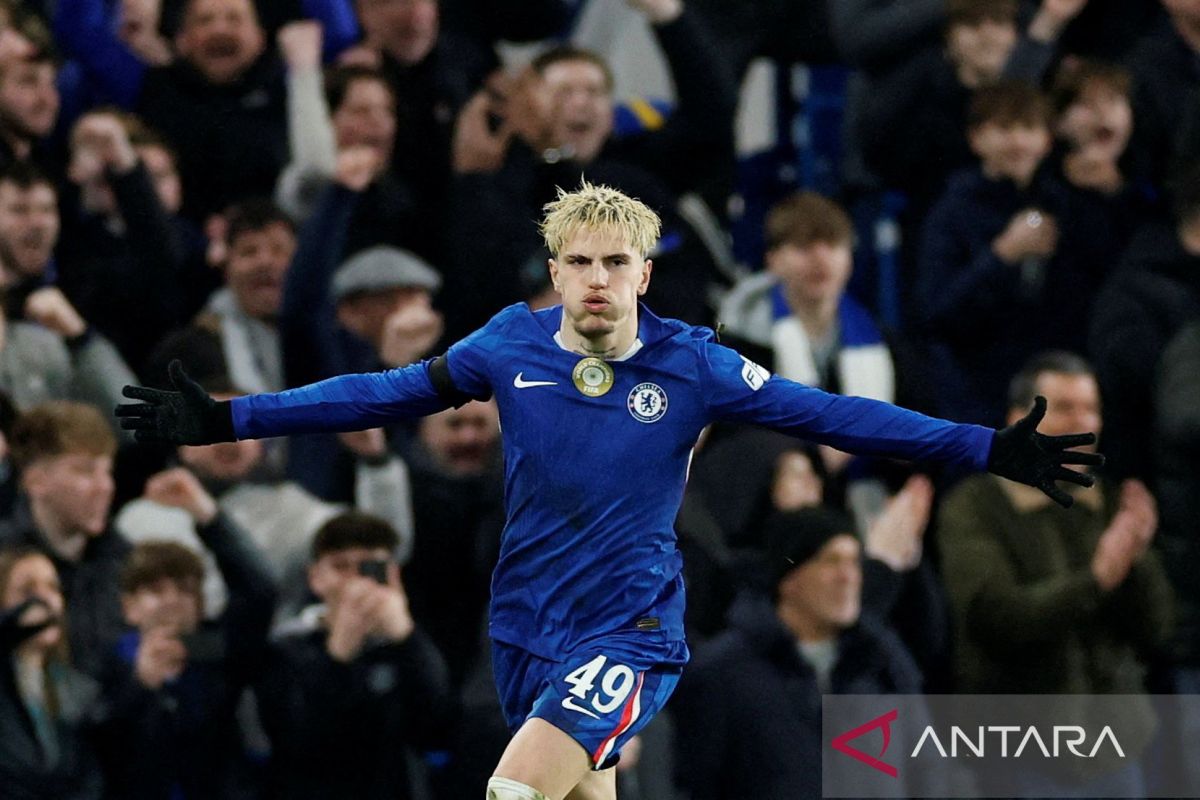 Alejandro Garnacho dipinjamkan ke Aston Villa
