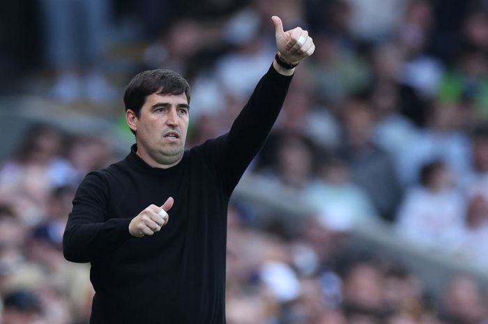 Andoni Iraola mengeluhkan kelemahan tim dan mendesak Liverpool merekrut pemain baru di dua posisi