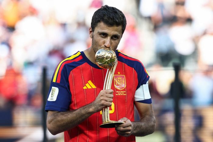 Apakah Anda akan menolak Paris Saint-Germain? Apakah ada indikasi kuat bagi Rodri untuk bergabung dengan Real Madrid?