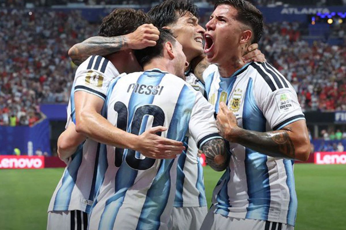 Argentina melangkah untuk menghentikan kejutan Mesir, memenangkan pertandingan 3-2