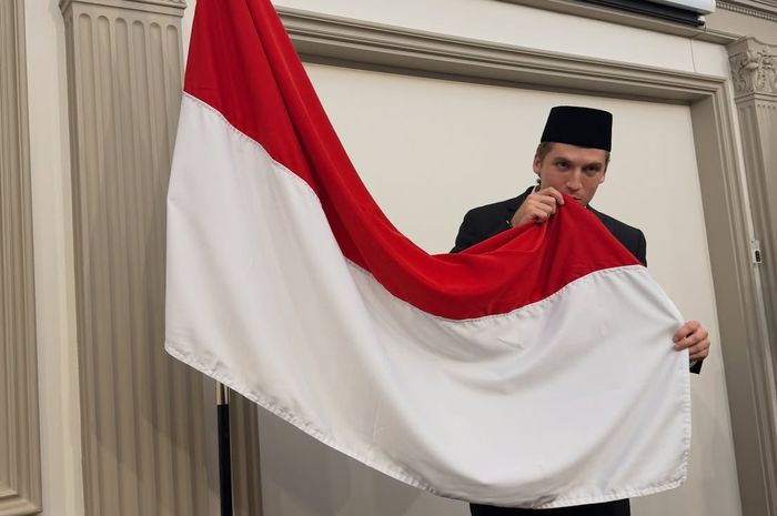Baru saja menjadi WNI, Luke Vickery langsung diminta memenuhi keinginan Presiden Prabowo