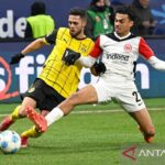 Bayern Munich menandatangani Nathaniel Brown dari Eintrach Frankfurt