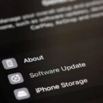 Cara cek versi iOS di iPhone dengan mudah, tanpa memerlukan aplikasi tambahan
