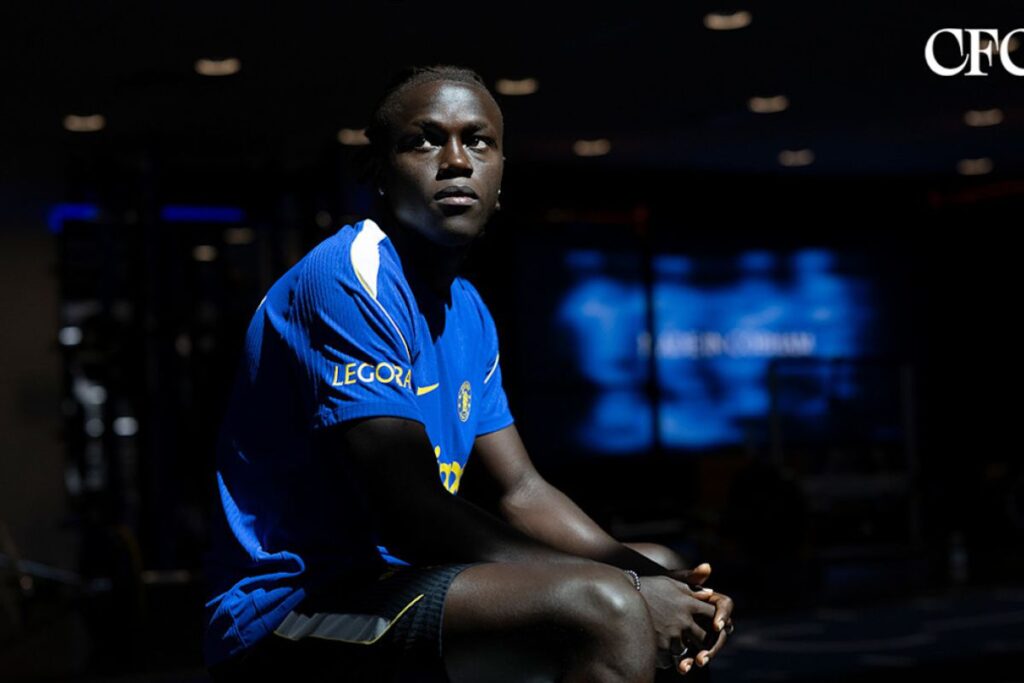 Chelsea merekrut pemain sayap muda Giovanni Cuenda dari Sporting Lisbon