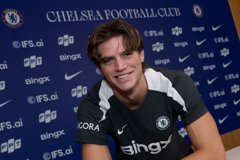 Chelsea telah resmi merekrut bek Italia Marco Ballestra dari Atalanta