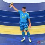 Daftar penjaga gawang terbaik yang pernah memenangkan Sarung Tangan Emas di Piala Dunia