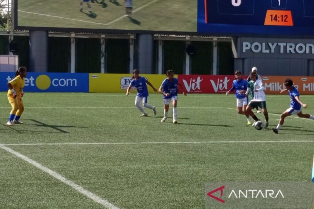 Desakan Ayla untuk menuju Liga Sepak Bola Wanita Prancis