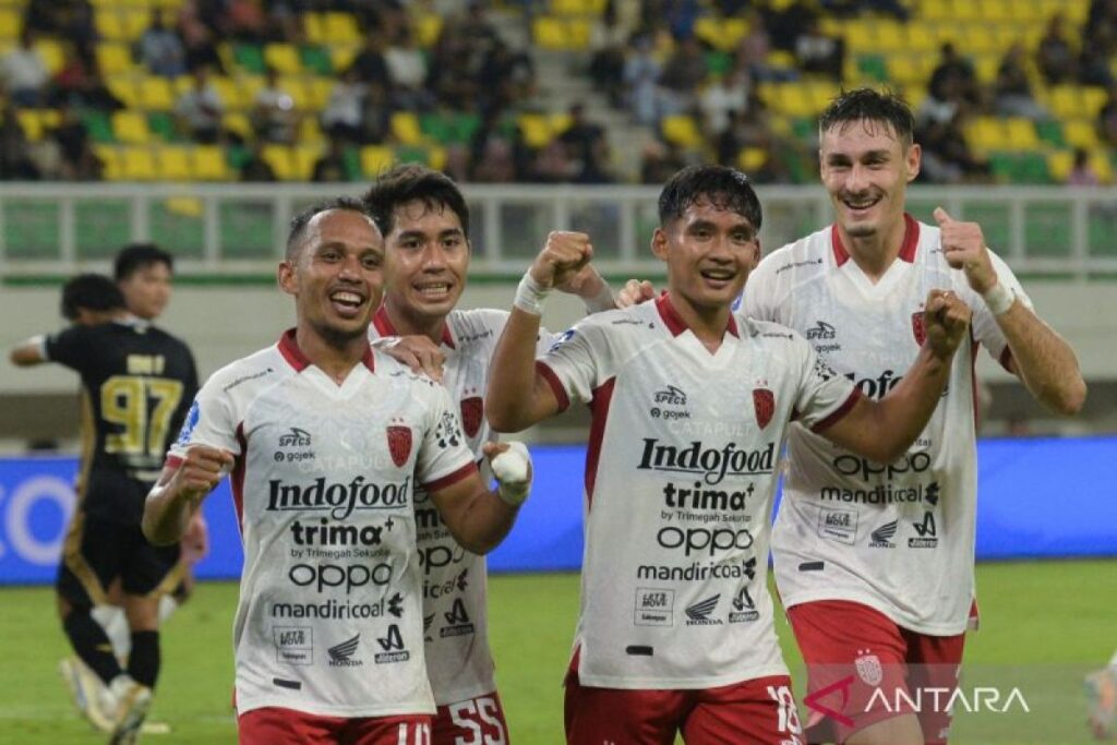 Dewa United berpisah dengan Jan Olde Riekerink