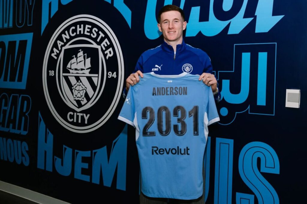 Elliot Anderson resmi berseragam Manchester City