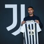 Juventus resmi mendatangkan bek serba bisa asal Türkiye, Zeki Celik