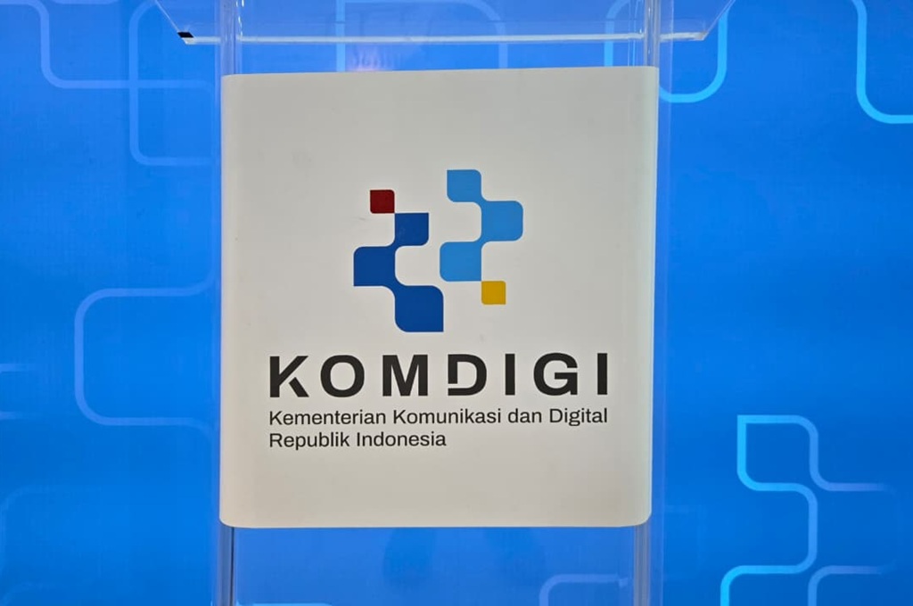 Komdigi memastikan target 5G tetap berjalan dan lelang frekuensi dilakukan tanpa insentif khusus