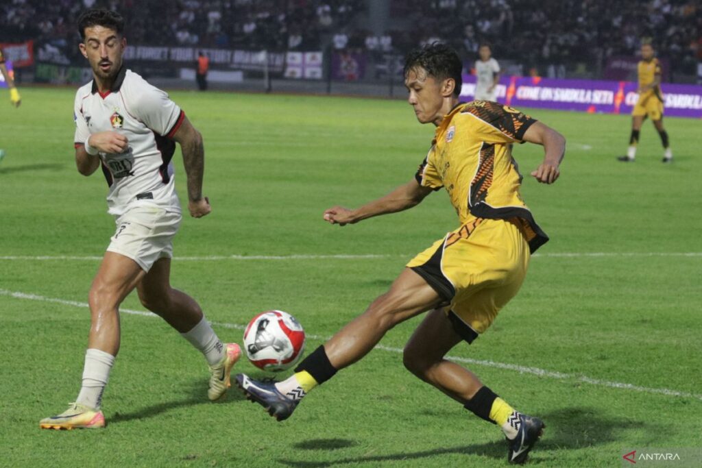 Madura United mendatangkan pemain muda Rafiki Rai