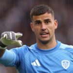 Manchester United dikabarkan merekrut kiper veteran Karl Darlow