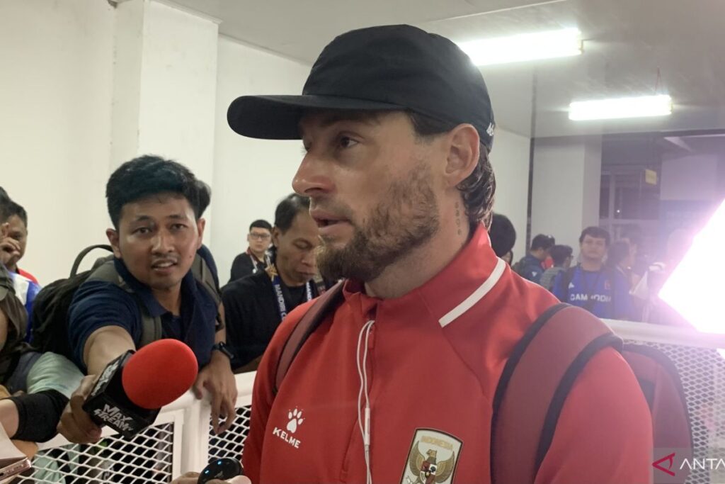 Mark Cloke menilai Indonesia harusnya mencetak lebih banyak gol