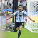 Messi mengenang foto "menakjubkan" bersama bayi Yamal