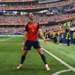 Mikel Merino memimpin Spanyol ke semifinal melawan Prancis
