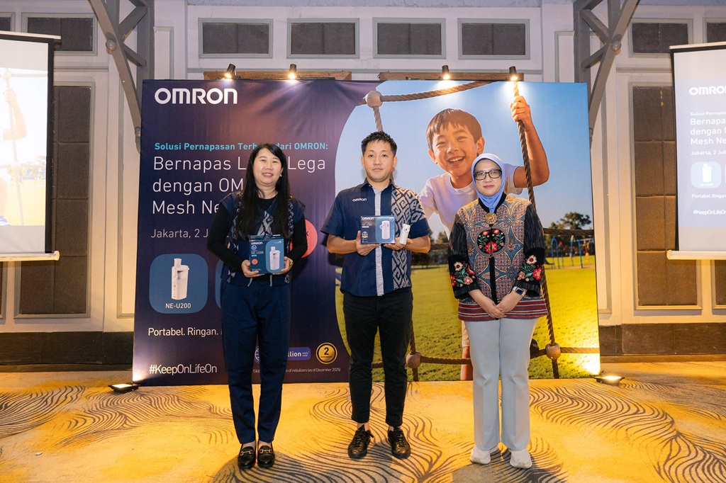 Omron Luncurkan Nebulizer NE-U300, Alat Terapi Pernapasan Portabel dengan Teknologi USB-C dan Mesh