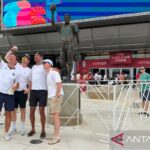 Patung Dan Marino adalah salah satu gambar terkenal di Stadion Miami