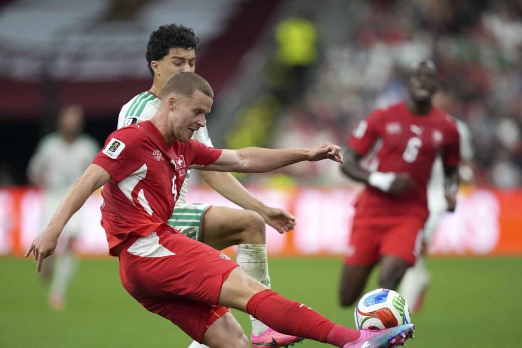 Pelatih asal Swiss itu memperkirakan laga melawan Kolombia akan berlangsung sengit
