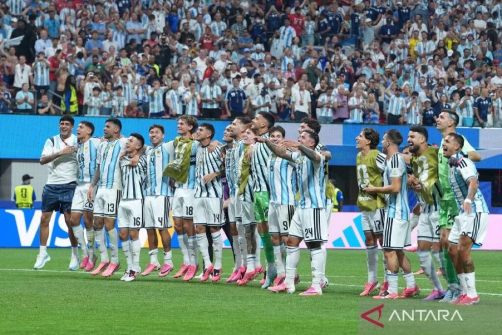Pelatih asal Swiss itu menyebut Argentina merupakan pesaing kuat, namun masih terdapat beberapa celah