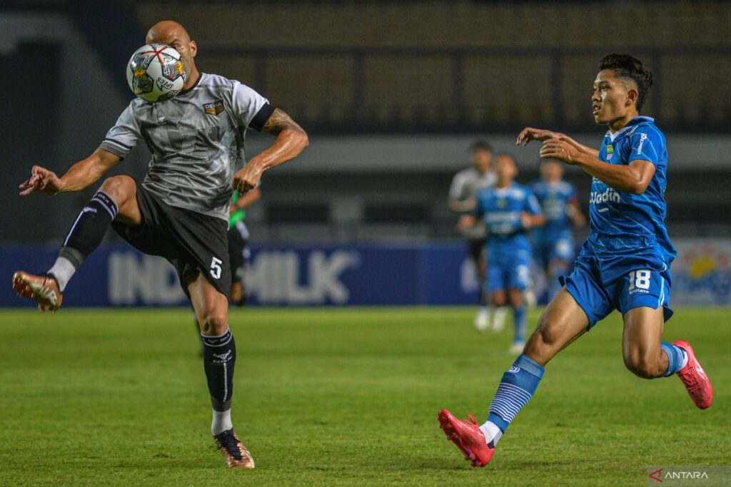 Persib Bandung mengumumkan pelepasan Ferdisiah