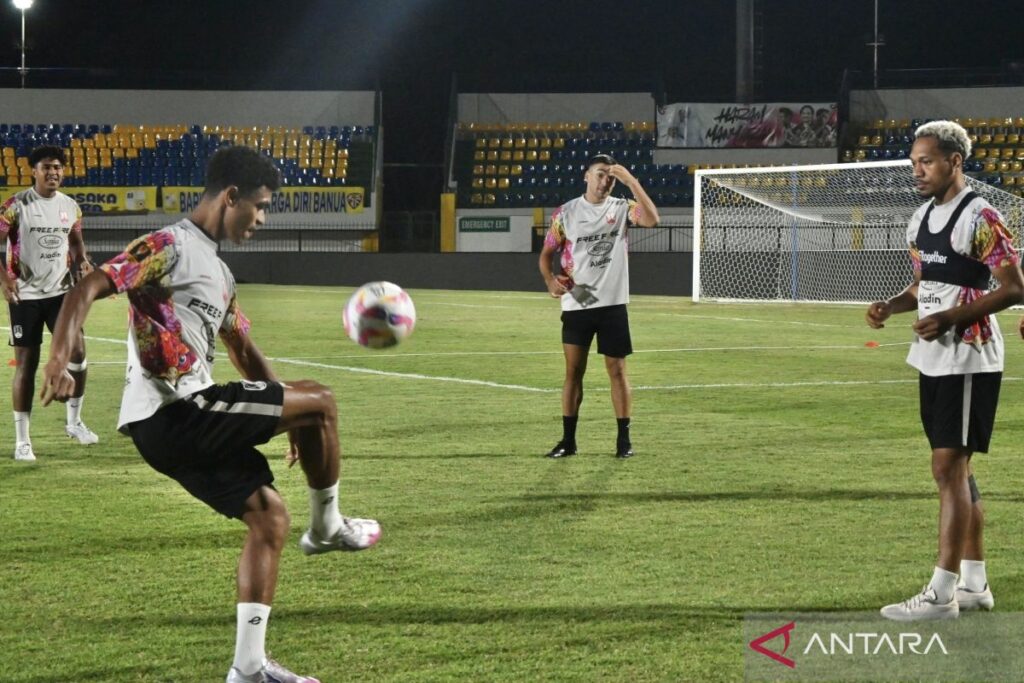 Persis Solo kembali fokus pada kondisi fisik pemain pada latihan pertama