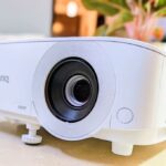 Proyektor BenQ TH575i HD untuk bermain game dan home theater