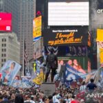Ribuan suporter Argentina memenuhi Times Square di New York