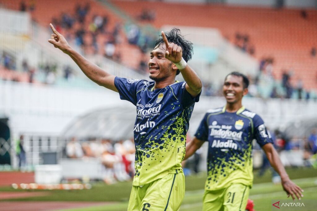 Robbie Darwis mengungkap alasan dirinya memilih bergabung dengan klub Arima