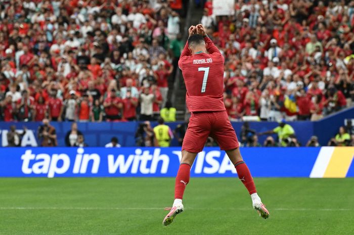Sang Kakak Disebut Akan Pensiun Usai Piala Dunia 2026, Ronaldo Memberikan Respon Bijaksana