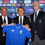 Setelah 1081 hari, Roberto Mancini kembali ke timnas Italia dan meminta maaf