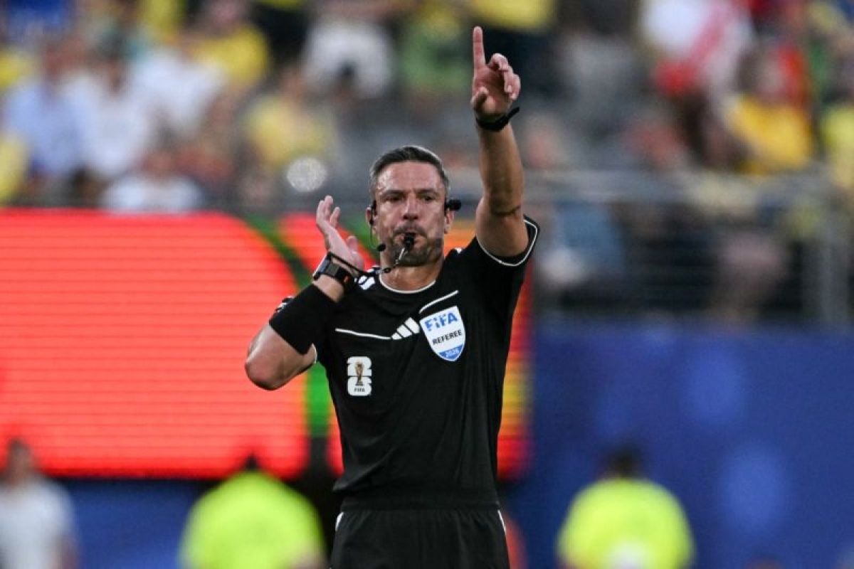 Slavko Vincic akan menjadi wasit final Piala Dunia 2026