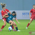 Timnas putri Indonesia bermain imbang dengan Kamboja 1-1