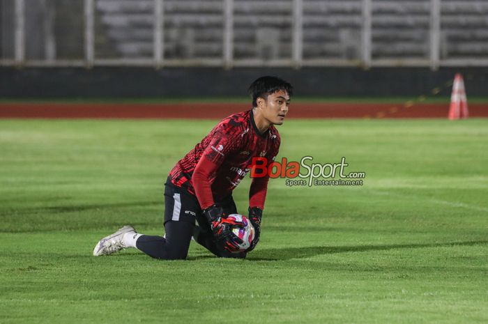Ungkap Alasan Absennya Timnas Indonesia, Ernando Ari Siap Buktikan Diri di Piala Presiden 2026